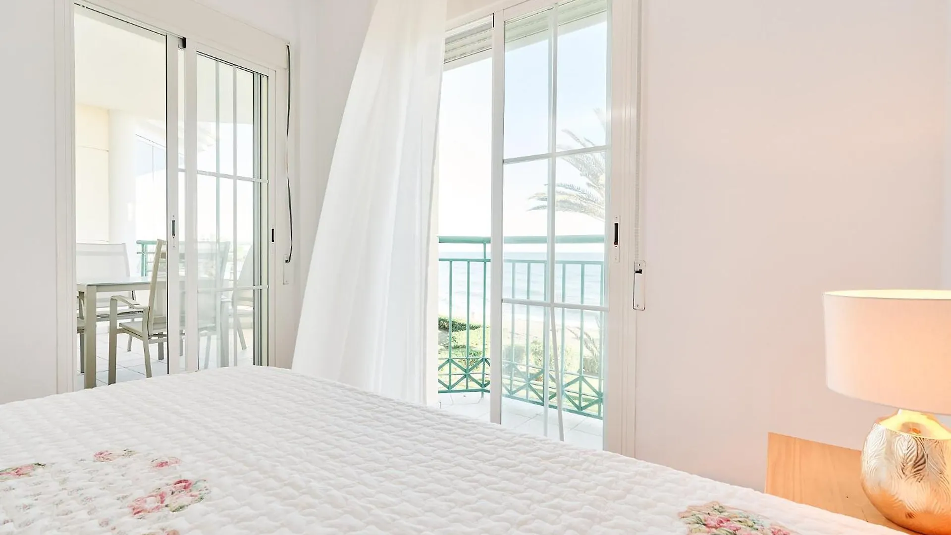 Strand Appartement Met Zwembad Td04 Torrox Spain