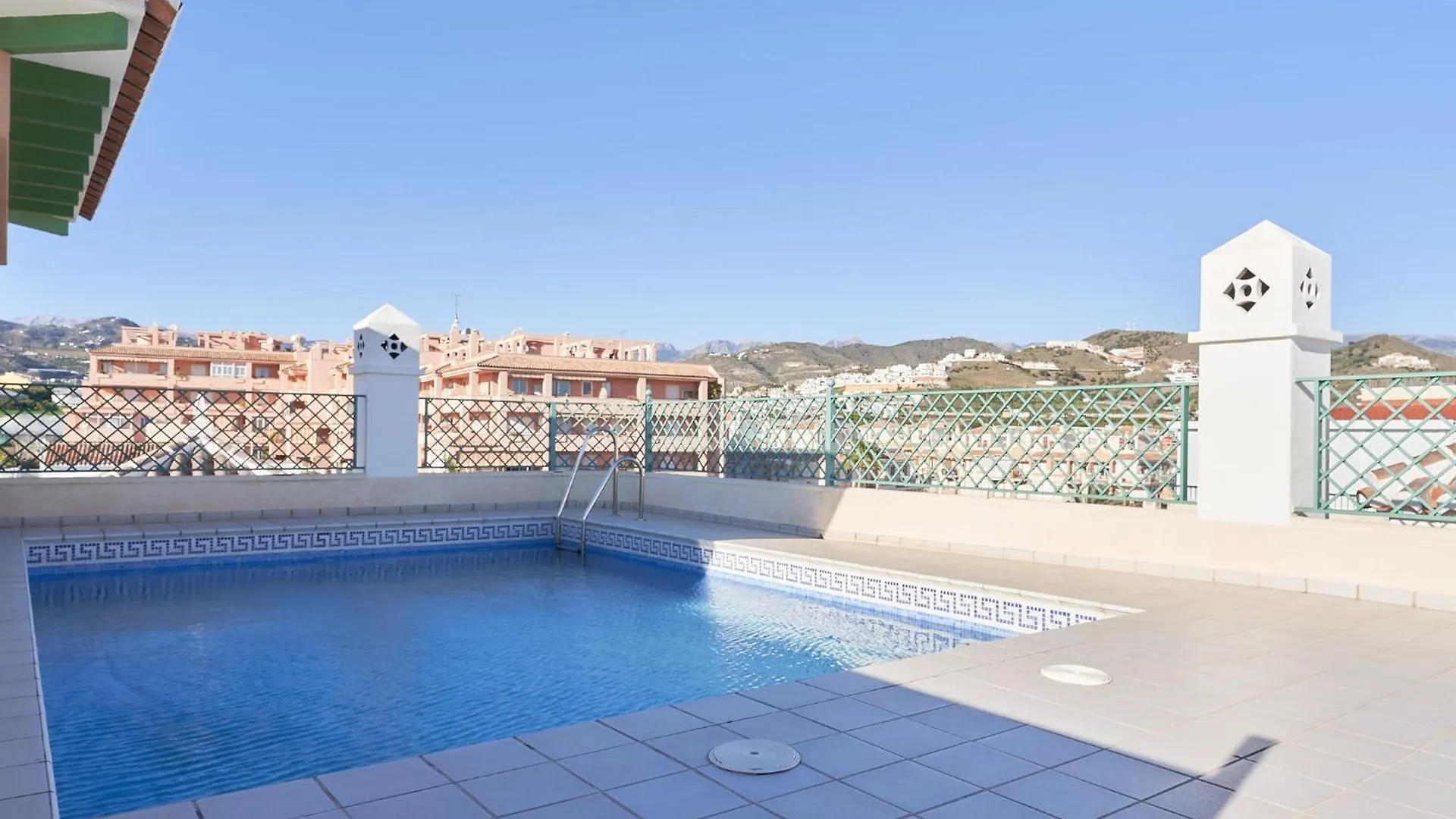 Strand Appartement Met Zwembad Td04 Torrox 0*,  Spain
